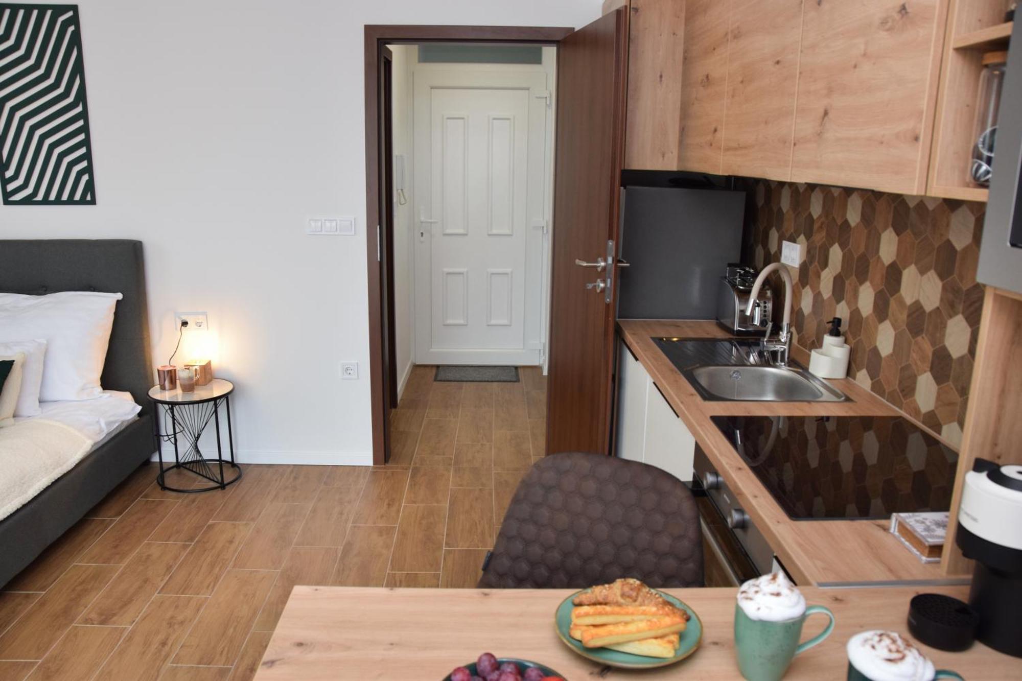 Silentium Premium Apartman Sárvár Exterior foto
