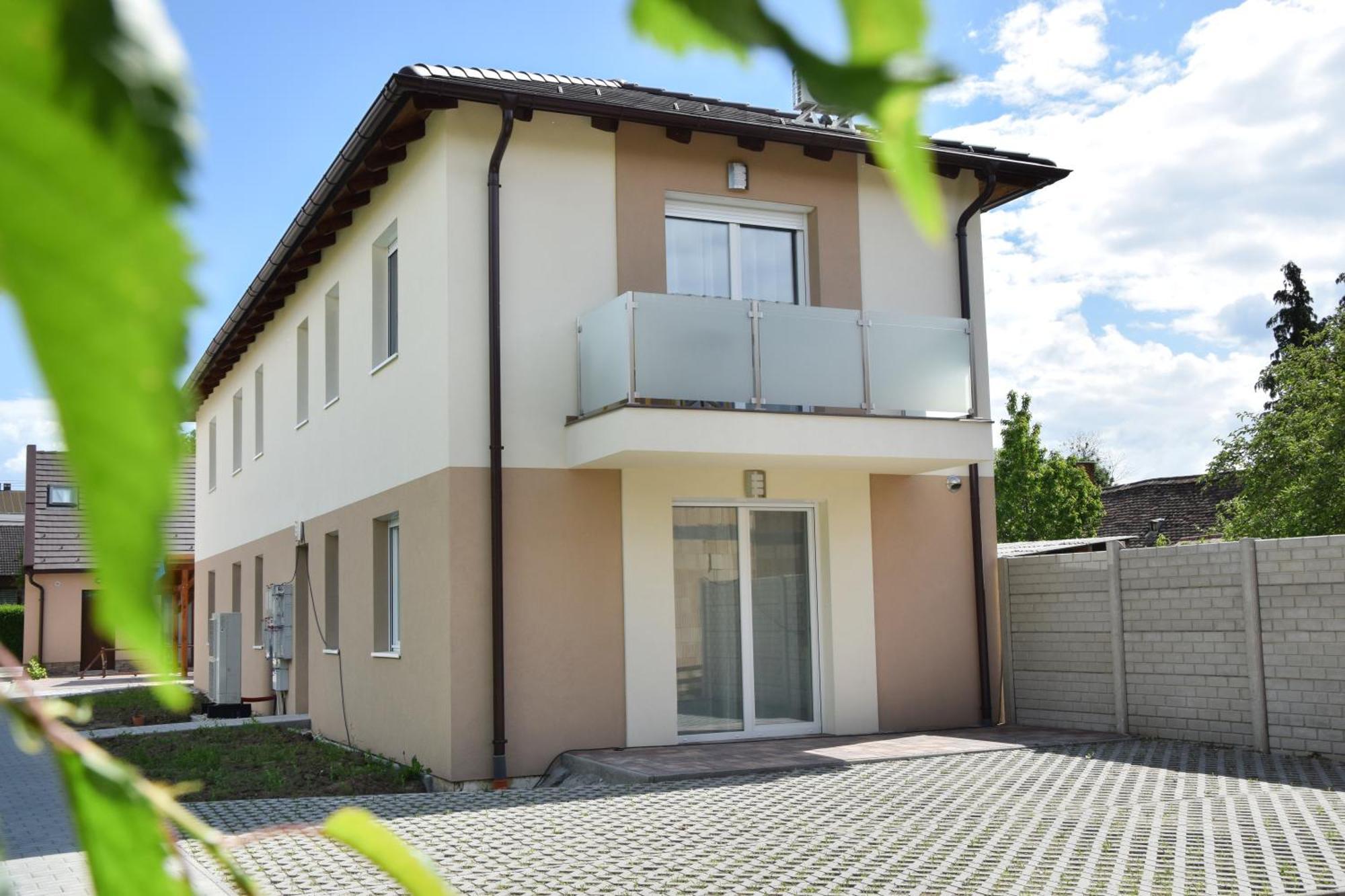 Silentium Premium Apartman Sárvár Exterior foto